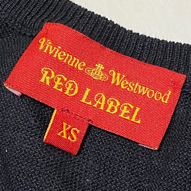 Vivienne Westwood(ヴィヴィアンウエストウッド)のヴィヴィアンウエストウッド レッドレーベル セーター 刺繍ロゴ センターロゴ レディースのトップス(ニット/セーター)の商品写真