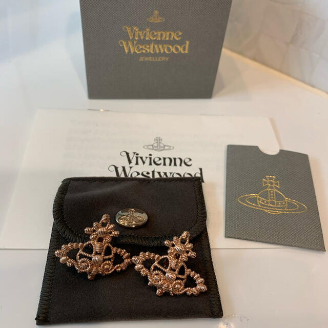 Vivienne Westwood(ヴィヴィアンウエストウッド)のvivienne westwood 美品　ピンクゴールド　ピアス レディースのアクセサリー(ピアス)の商品写真