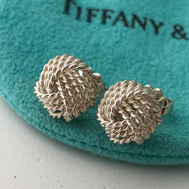 Tiffany & Co. - Tiffany サマセット ツイストノット ピアスの通販 by