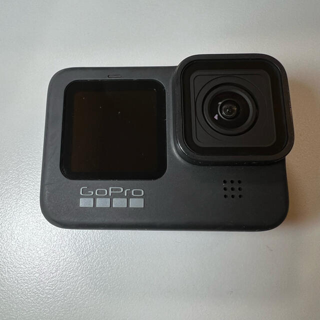 GoPro(ゴープロ)の【付属品完備】GoPro HERO9 BLACK スマホ/家電/カメラのカメラ(ビデオカメラ)の商品写真