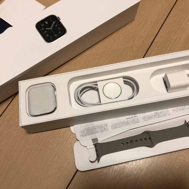 Apple Watch(アップルウォッチ)のapple watch series6 44 edition チタニウム メンズの時計(腕時計(デジタル))の商品写真