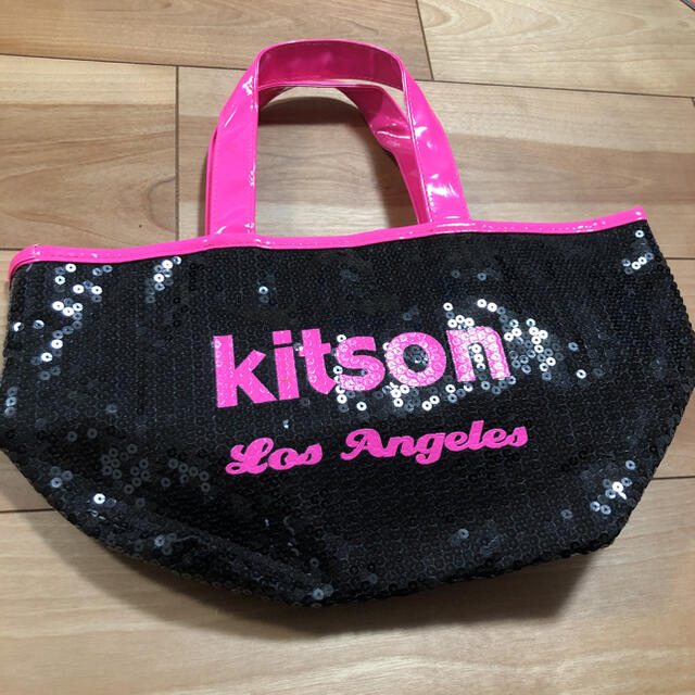 KITSON(キットソン)のキットソン　スパンコールバッグ レディースのバッグ(ハンドバッグ)の商品写真