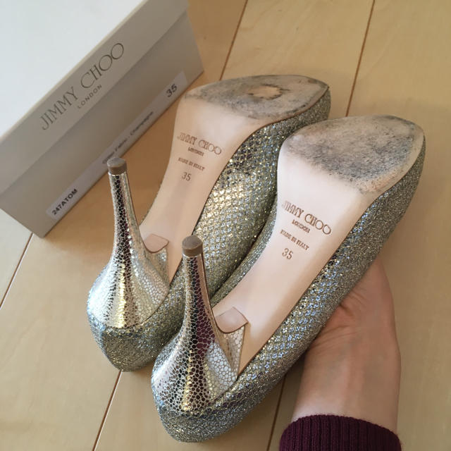 JIMMY CHOO(ジミーチュウ)のJIMMY CHOO グリッターパンプス 美品💗 レディースの靴/シューズ(ハイヒール/パンプス)の商品写真