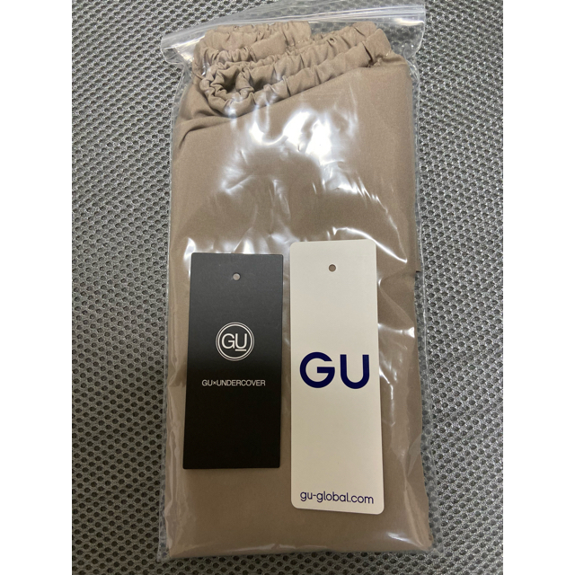 GU(ジーユー)のGU✖️UNDERCOVER コラボプリントワンピース レディースのワンピース(ひざ丈ワンピース)の商品写真