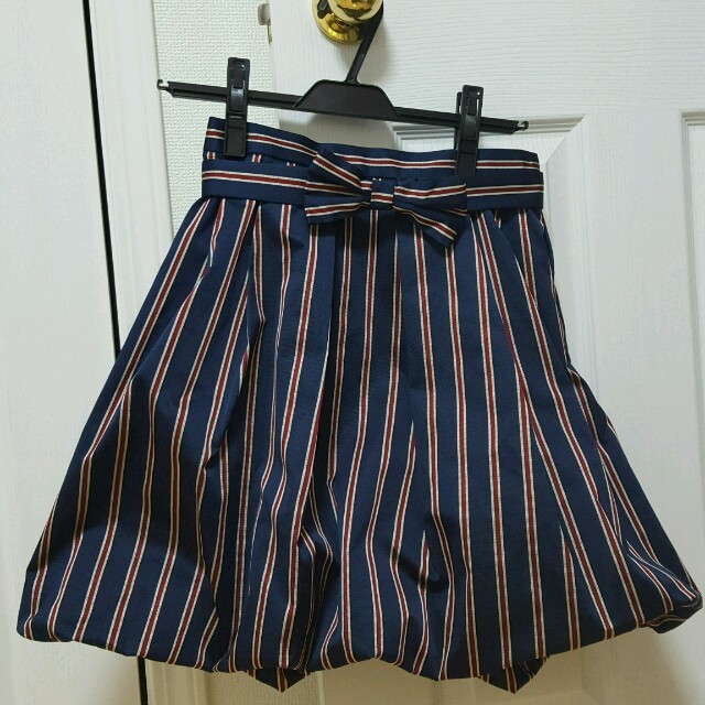 DOLLY GIRL BY ANNA SUI(ドーリーガールバイアナスイ)の値下げ☆ドーリーガールバイアナスイ レジメンストライプスカート レディースのスカート(ひざ丈スカート)の商品写真