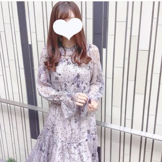 snidel 新品未使用❁⃘.゜22ss大人気完売 プリントプリーツワンピース