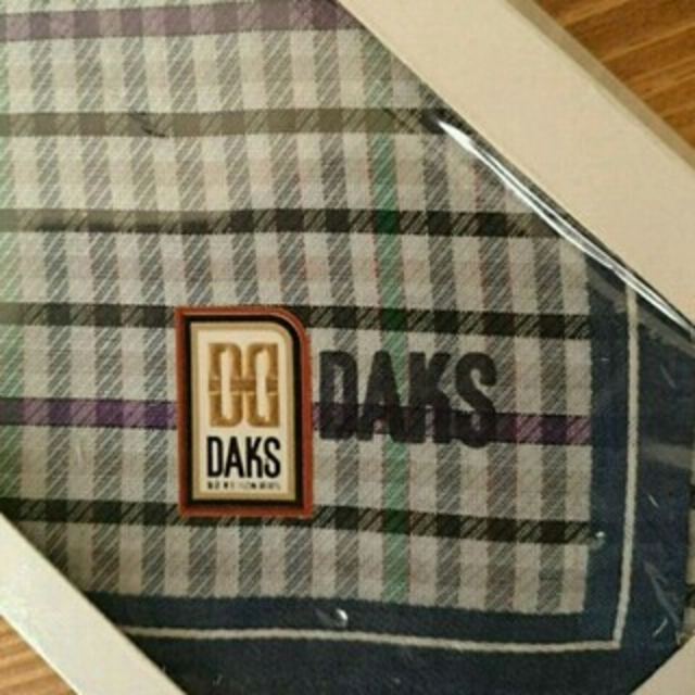 DAKS(ダックス)の新品 DAKS ハンカチ メンズのファッション小物(ハンカチ/ポケットチーフ)の商品写真