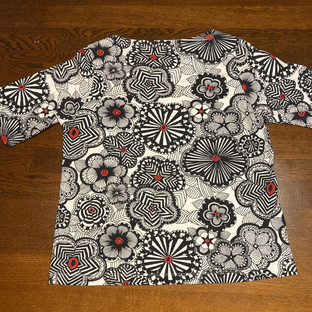 marimekko(マリメッコ)のマリメッコ＆ユニクロ　Ｔシャツ Sサイズ☆☆お値下げ レディースのトップス(Tシャツ(半袖/袖なし))の商品写真