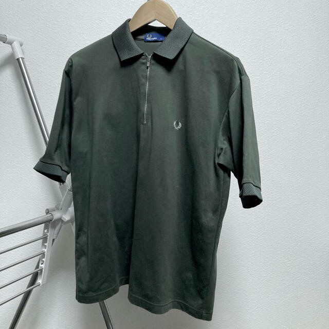 FRED PERRY(フレッドペリー)の【別注】モクロディハーフジップポロシャツ メンズのトップス(ポロシャツ)の商品写真