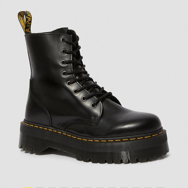 Dr.Martens(ドクターマーチン)のJADON 8ホールブーツ　 レディースの靴/シューズ(ブーツ)の商品写真