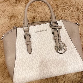 マイケルコース(Michael Kors)のMICHAEL KORS ハンドバッグ(ハンドバッグ)