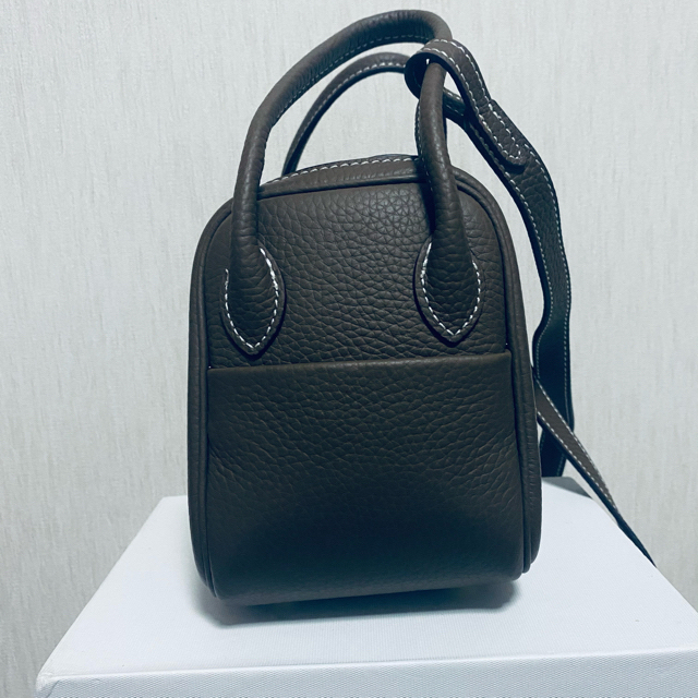 【最高級本革】ハンドバッグ 新品未使用 バッグ ハイブランド ロゴ 刻印