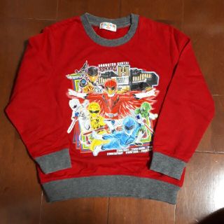 バンダイ(BANDAI)のトレーナー　薄手　濃赤　ジュウオウジャー　120(Tシャツ/カットソー)