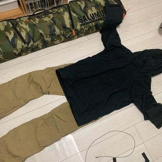 バートン(BURTON)のBURTON スノーウェア　Ｌサイズ(ウエア/装備)