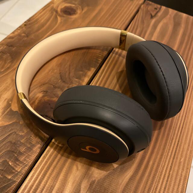 ⭐︎新品未開封⭐︎BEATS STUDIO3 WIRELESSホワイト ヘッドホン