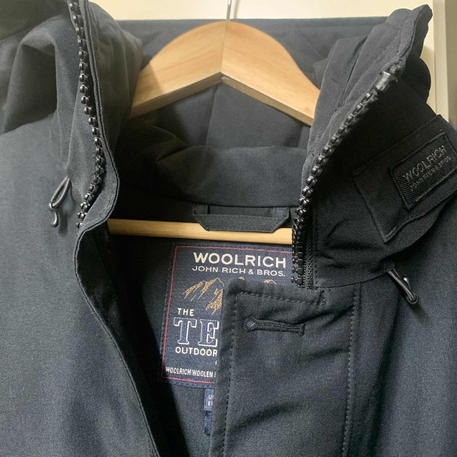 WOOLRICH(ウールリッチ)のwoolrich ウールリッチ gtx mountain parka  メンズのジャケット/アウター(ダウンジャケット)の商品写真