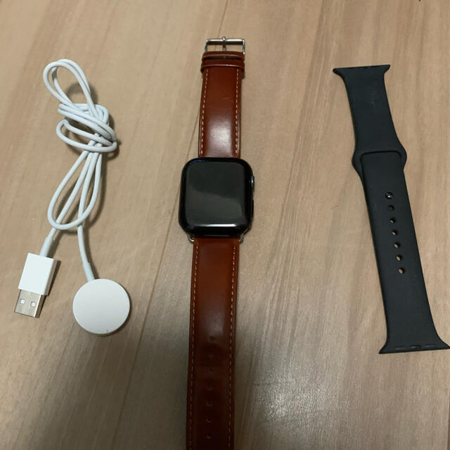 Apple Watch(アップルウォッチ)のapplewatch ５アップル　44mm GPS メンズの時計(腕時計(デジタル))の商品写真