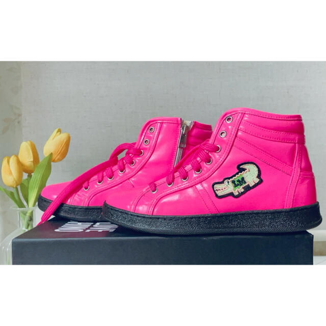 レッド系 MOSCHINO ハイカットスニーカー | taesis.com.mx