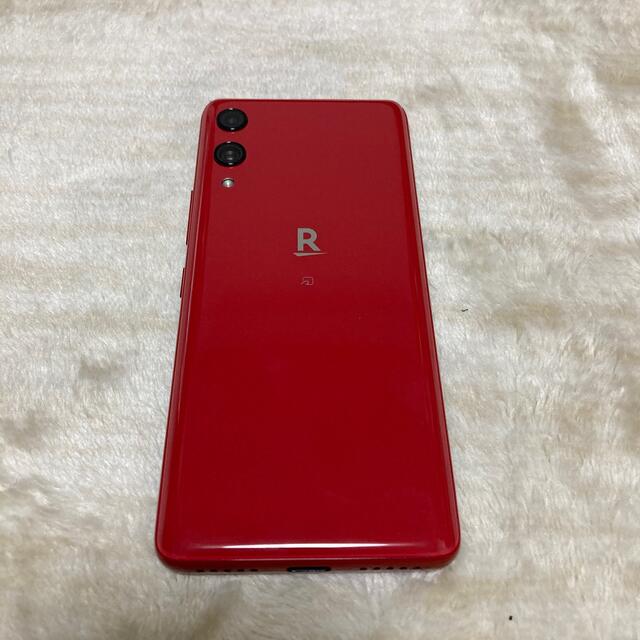 Rakuten(ラクテン)の楽天モバイル Rakuten hand P710 レッド スマホ/家電/カメラのスマートフォン/携帯電話(スマートフォン本体)の商品写真