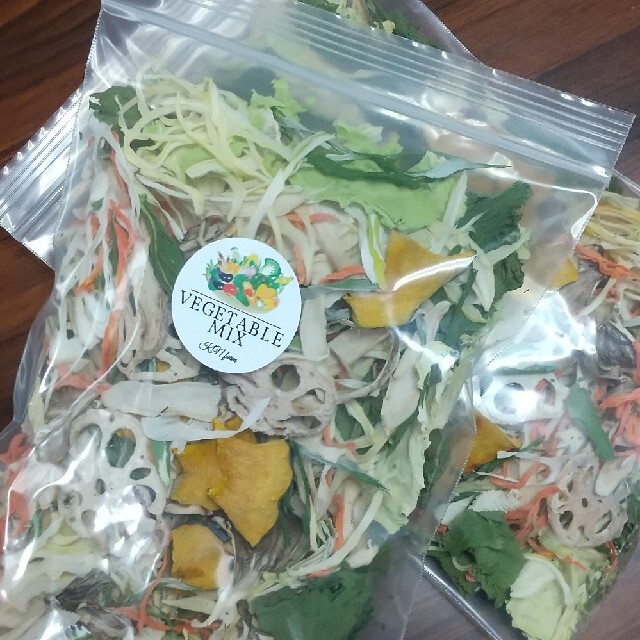 新鮮野菜 10種類の乾燥野菜おまかせMIX 75g×2袋 簡単お手軽超便利 食品/飲料/酒の食品(野菜)の商品写真