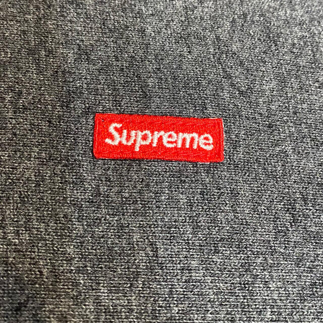 Supreme(シュプリーム)のsupreme Small Box Hooded Sweatshirt 21fw メンズのトップス(パーカー)の商品写真