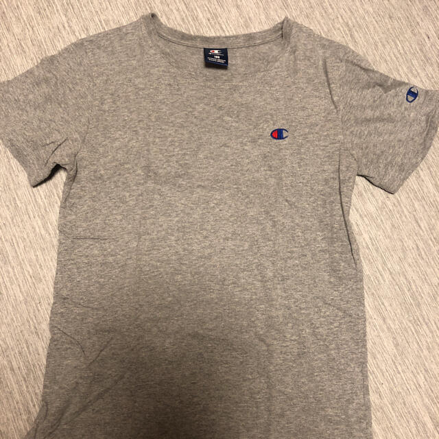 Champion(チャンピオン)のキッズTシャツ キッズ/ベビー/マタニティのキッズ服女の子用(90cm~)(Tシャツ/カットソー)の商品写真