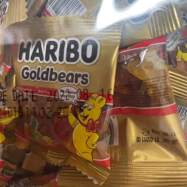 Golden Bear(ゴールデンベア)のぐみ　グミ　ハリボー　コストコ 食品/飲料/酒の食品(菓子/デザート)の商品写真