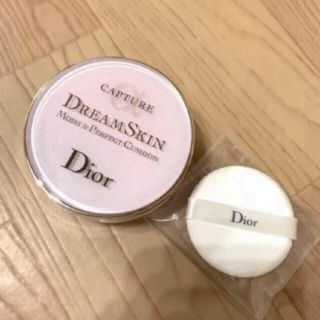 ディオール(Dior)の♡【新品】Dior カプチュール  ドリームスキン クッション ファンデ020♡(ファンデーション)