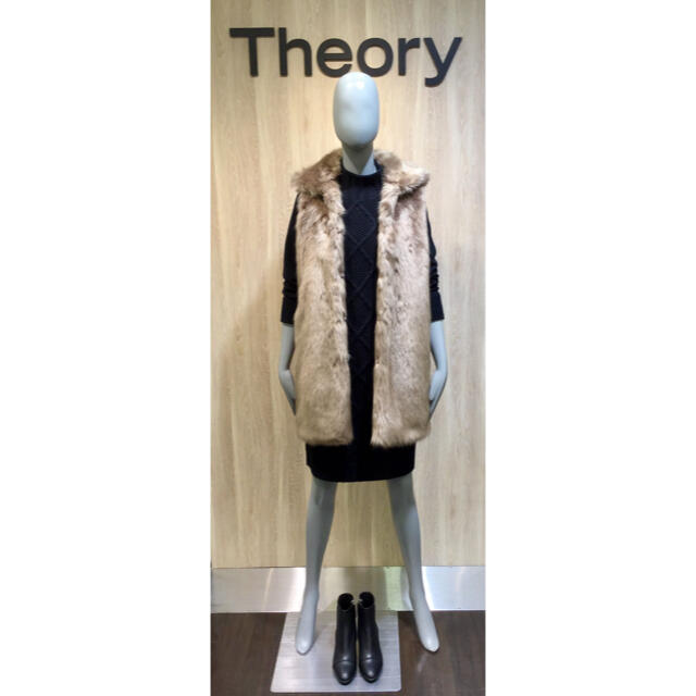 Theory 18aw ファーベスト