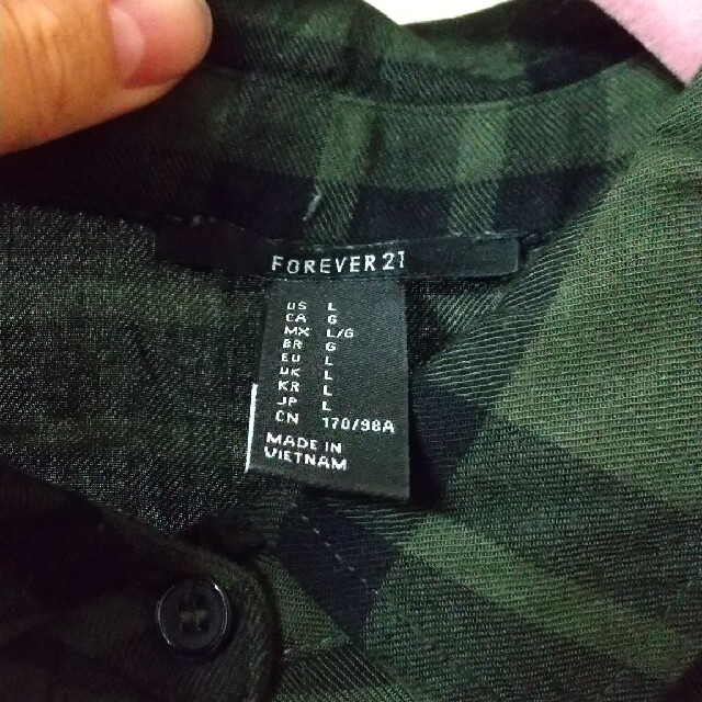 FOREVER 21(フォーエバートゥエンティーワン)のForever21 チェック シャツ レディースのトップス(シャツ/ブラウス(長袖/七分))の商品写真