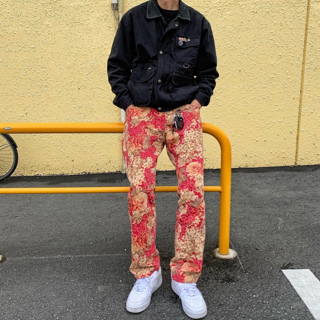 Supreme(シュプリーム)の激レア　Supreme Washed Regular Jeans メンズのパンツ(デニム/ジーンズ)の商品写真