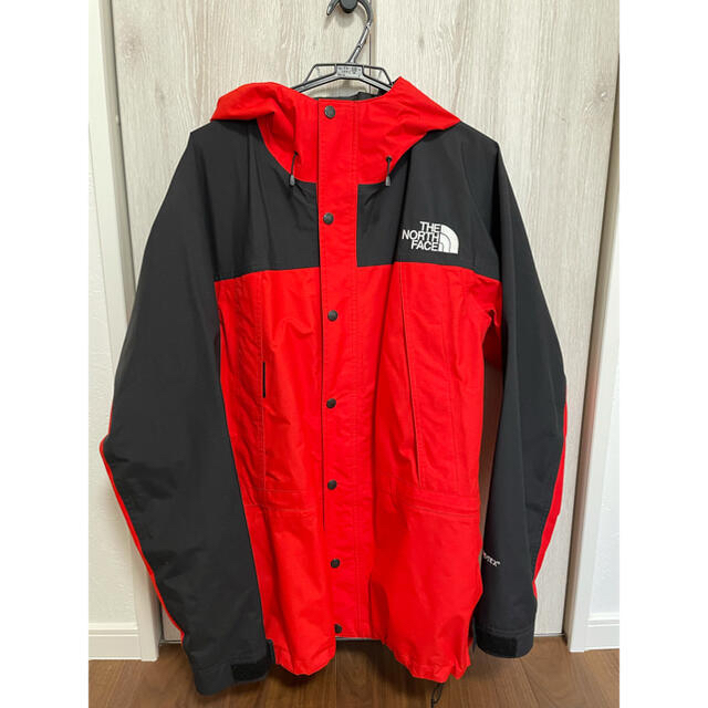 THE NORTH FACE(ザノースフェイス)の中古美品→ザ　ノースフェイス　マウンテンライトジャケット メンズのジャケット/アウター(マウンテンパーカー)の商品写真