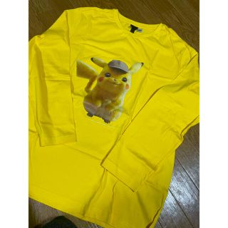 エイチアンドエム(H&M)のピカチュウ　長袖　tシャツ(Tシャツ/カットソー(七分/長袖))