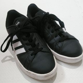 アディダス(adidas)のadidas　スニーカー(スニーカー)