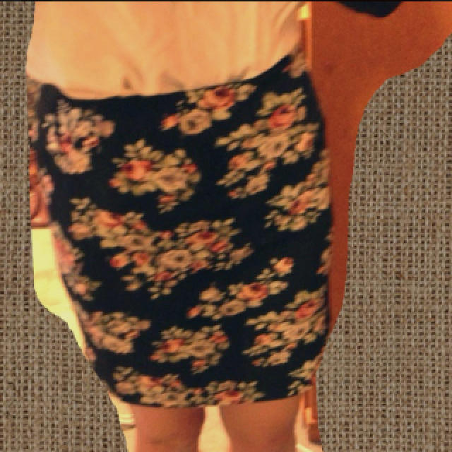 E hyphen world gallery(イーハイフンワールドギャラリー)のE hyphen ＊ タイトスカート レディースのスカート(ひざ丈スカート)の商品写真