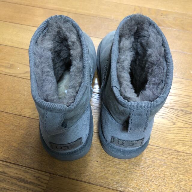 UGGショートムートンブーツグレー