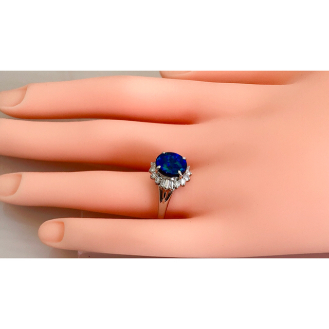 キラキラshop 天然ブラックオパール　ほぼ2ct 大粒　ダイヤ　リング　pt レディースのアクセサリー(リング(指輪))の商品写真