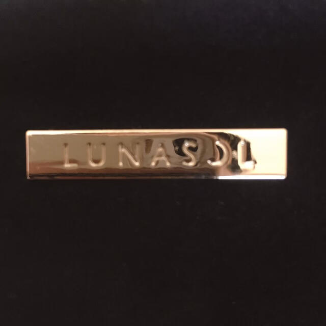 LUNASOL(ルナソル)のLUNASOL ルナソル パーティーコフレ2017 ポーチ  レディースのファッション小物(ポーチ)の商品写真