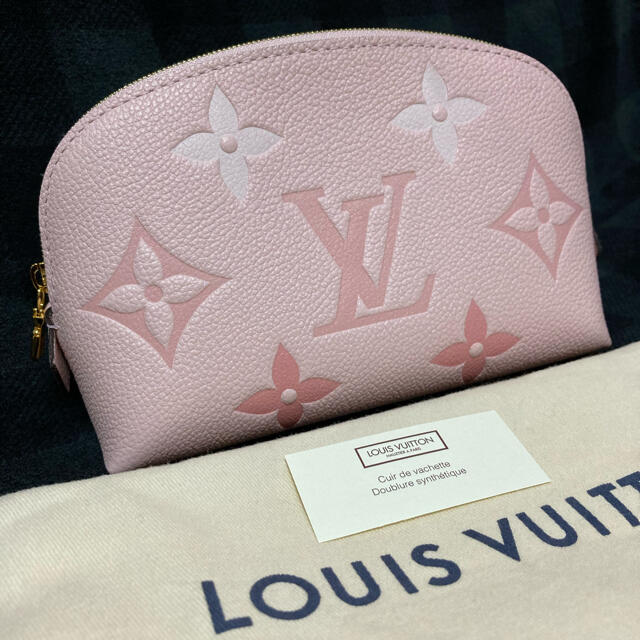 国内完売　LOUIS VUITTON コスメ　ポーチ　ピンク