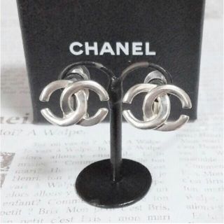 シャネル(CHANEL)のシャネル イヤリング シルバー ココマーク 銀 ロゴ ピアス ヴィンテージ ☆(イヤリング)