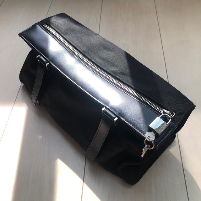 Gianni Versace(ジャンニヴェルサーチ)のジャンニ ヴェルサーチ クラッチ セカンド トラベル バッグ 美品 レア メンズのバッグ(セカンドバッグ/クラッチバッグ)の商品写真