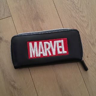 マーベル(MARVEL)のマーベル長財布☆美品black(財布)