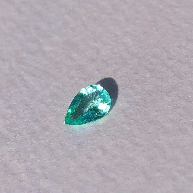 ハンドメイドパライバ トルマリン　ルース　0.449ct