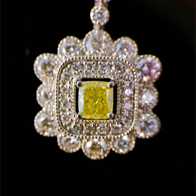 キラキラshop 大人気 Fancy intense yellow カラーダイヤ