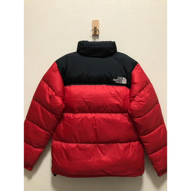 THE NORTH FACE(ザノースフェイス)の【新品】THE NORTH FACE ノースフェイス ヌプシ ダウン 赤 XXL メンズのジャケット/アウター(ダウンジャケット)の商品写真