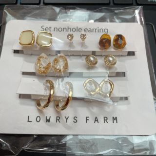 ローリーズファーム(LOWRYS FARM)のLOWRYS FARM  イヤリング ７ＳＥＴジュシノンホールイヤリング(イヤリング)