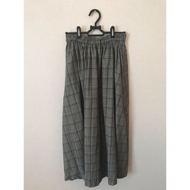 グレンチェック　ロングスカート　プリーツスカート　灰色 レディースのスカート(ロングスカート)の商品写真