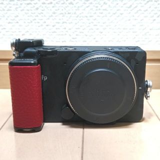 シグマ(SIGMA)のSIGMA fp ボディ+おまけ(ミラーレス一眼)