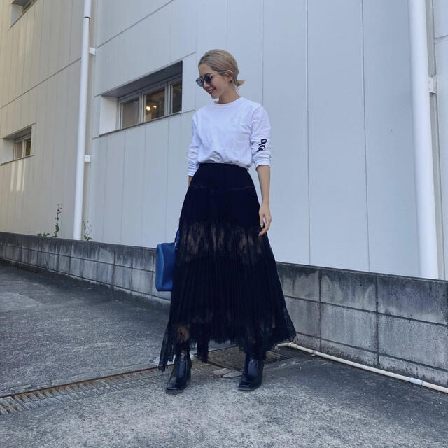 新品タグ付 Ameri アメリヴィンテージLACE SANDWICH SKIRT