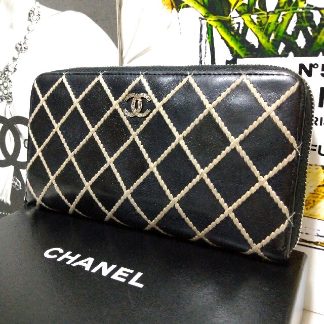 CHANEL(シャネル)のCHANEL　シャネル　長財布　ワイルドステッチ　ラウンドファスナー　黒 レディースのファッション小物(財布)の商品写真